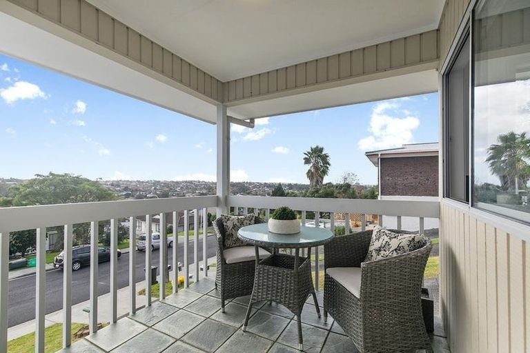 Photo of property in 45a Shanaway Rise, Hillcrest, Auckland, 0627