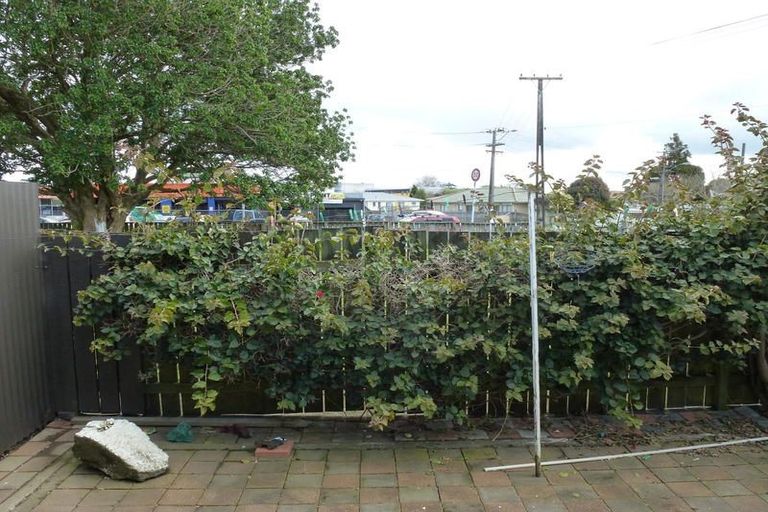 Photo of property in 4/1a Thomas Road, Mangere, Auckland, 2022