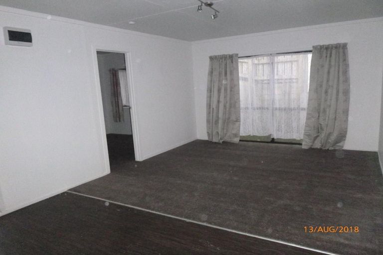 Photo of property in 40 Clyma Place, Massey, Auckland, 0614