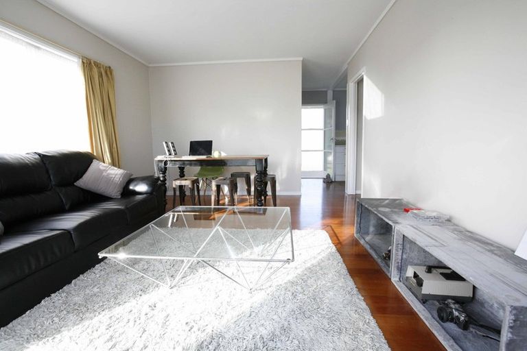 Photo of property in 1/12 Lynette Place, Mangere, Auckland, 2022