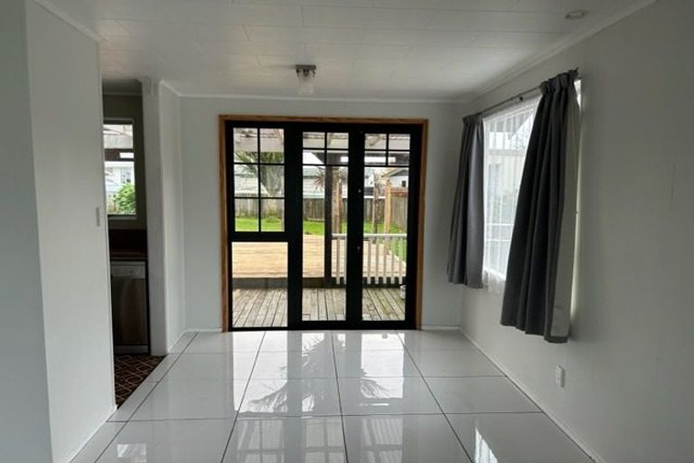 Photo of property in 10 Farnworth Crescent, Whakatane, 3120