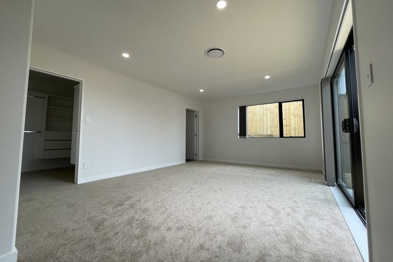 Photo of property in 40 Taikura Avenue, Red Beach, 0932
