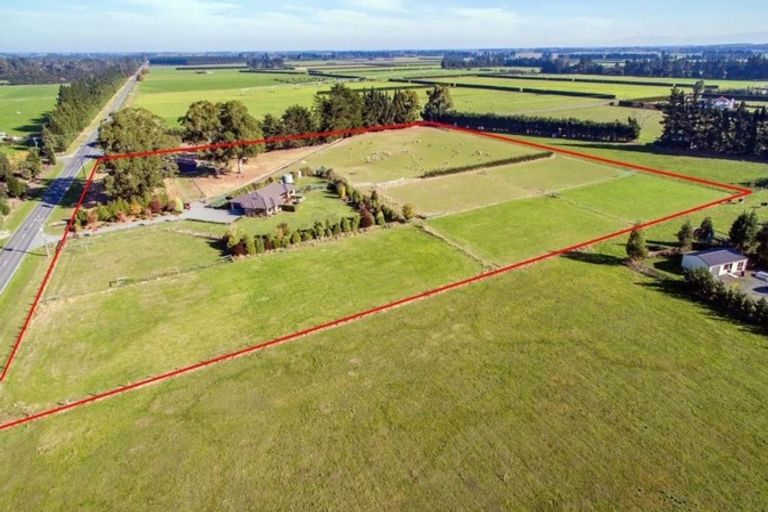 Photo of property in 1 Swannanoa Road, Swannanoa, Rangiora, 7475