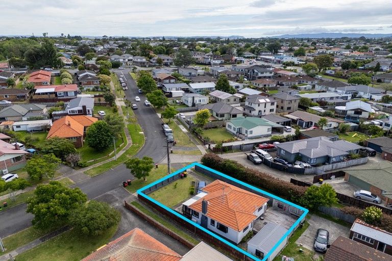 Photo of property in 1/18 Ashlynne Avenue, Papatoetoe, Auckland, 2025