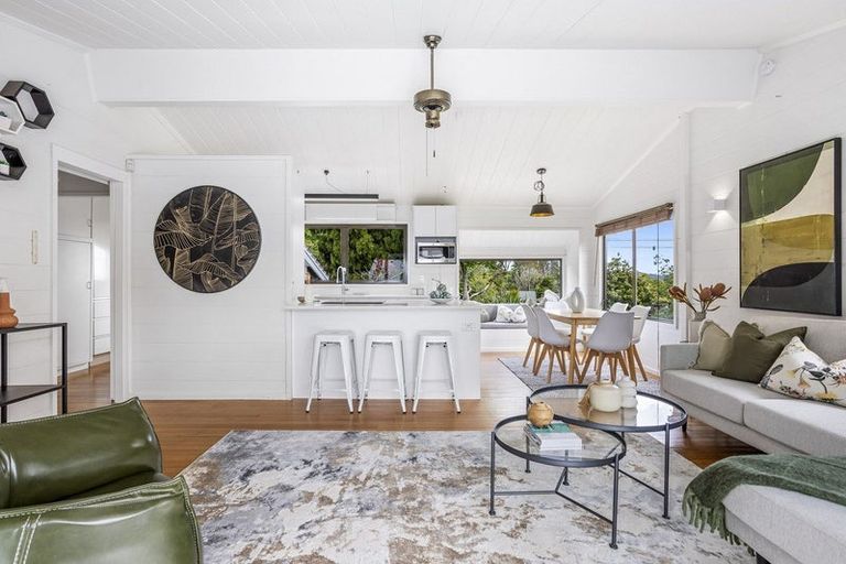 Photo of property in 1 Puketaha Road, Swanson, Auckland, 0816
