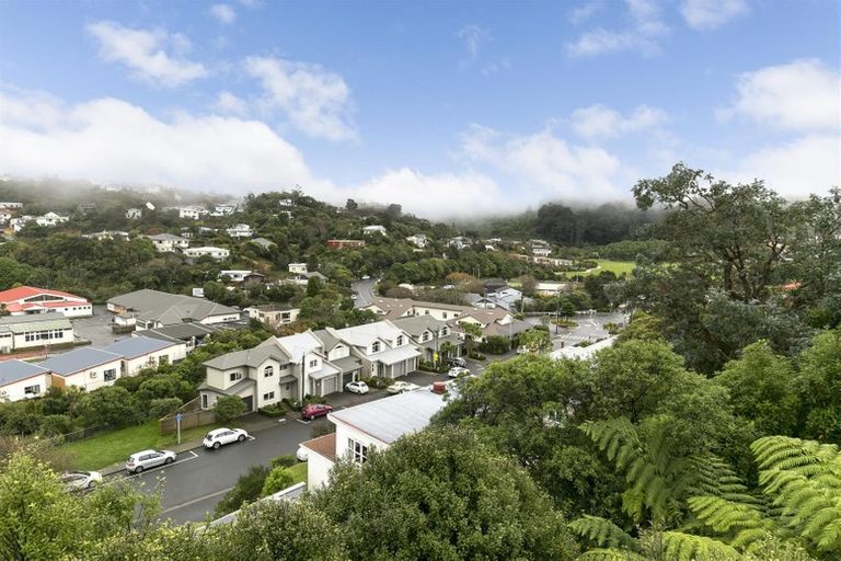 Photo of property in 14f1 Astor Street, Karori, Wellington, 6012