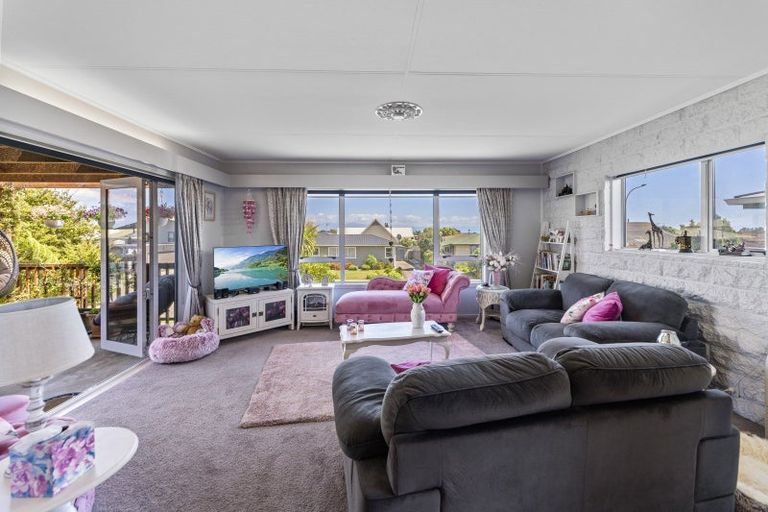 Photo of property in 42 Fergusson Street, Stoke, Nelson, 7011