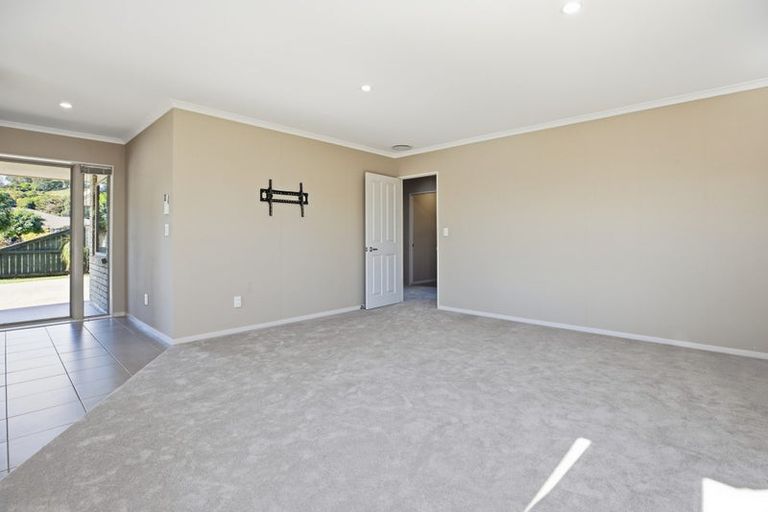 Photo of property in 2 Edward Bullen Place, Thames, 3500