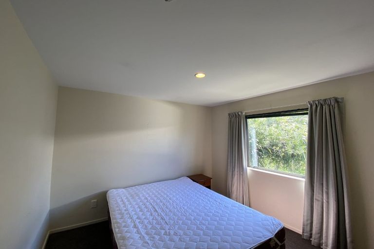 Photo of property in 37 Larch Hill Place, Queenstown, 9300