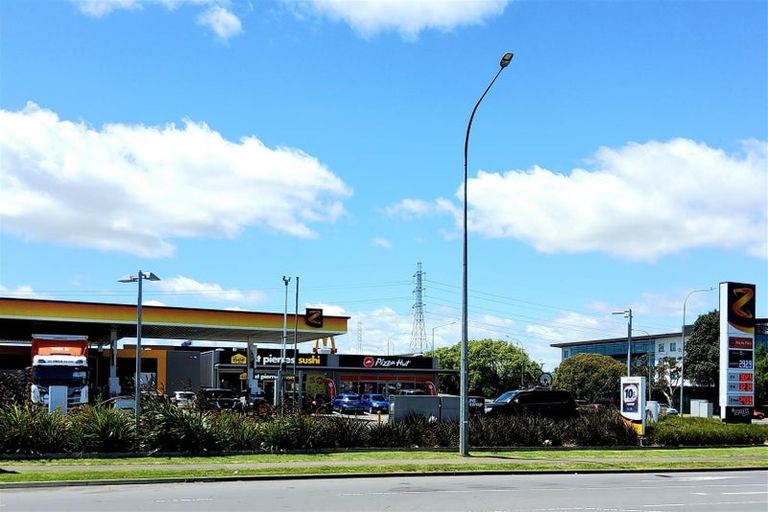 Photo of property in 45 Costa Viva Crescent, Karaka, Papakura, 2113