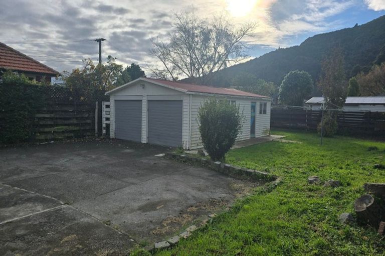 Photo of property in 9 Mawson Street, Waiwhetu, Lower Hutt, 5010