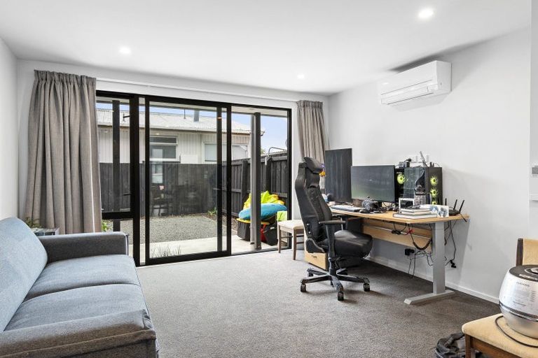 Photo of property in 2/30 Frederick Street, Waltham, Christchurch, 8011