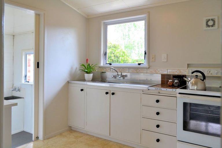Photo of property in 2/29 Browns Avenue, Pakuranga, Auckland, 2010