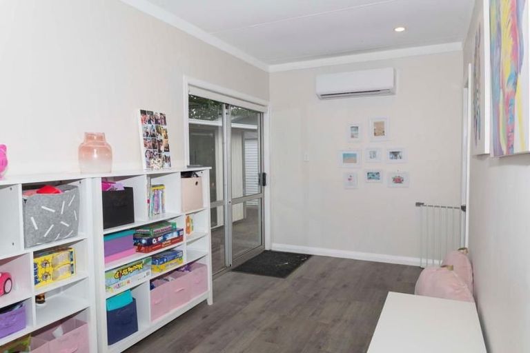 Photo of property in 349 High Street, Dannevirke, 4930