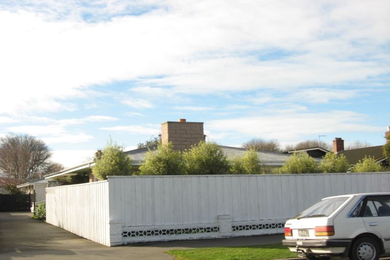 Photo of property in 2/240 Springfield Road, St Albans, Christchurch, 8014