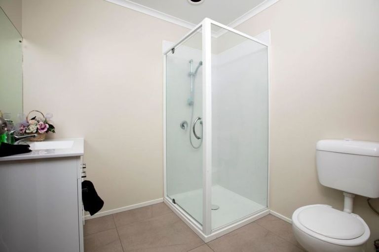 Photo of property in 40d James Laurie Street, Henderson, Auckland, 0612