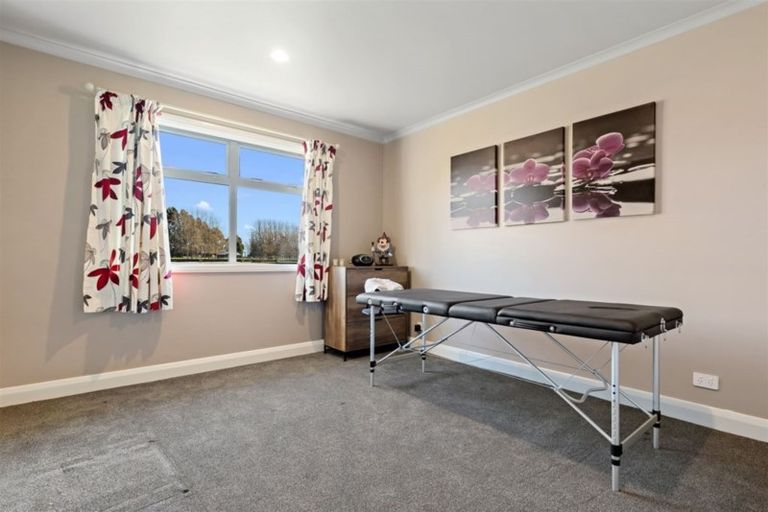 Photo of property in 76 Gatehouse Lane, Woodend, Kaiapoi, 7691