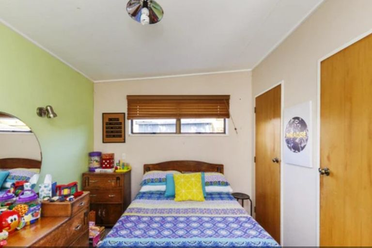 Photo of property in 11 Sandstrom Grove, Feilding, 4702
