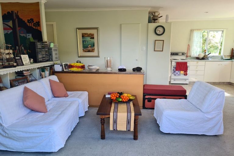 Photo of property in 60 Lukes Road, Little Akaloa, 7583