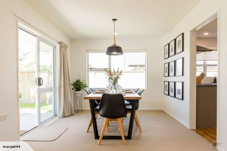 Photo of property in 3 Mahupuku Street, Greytown, 5712