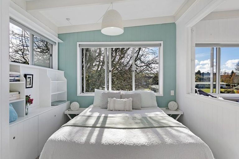 Photo of property in 22 Alberta Street, Acacia Bay, Taupo, 3330
