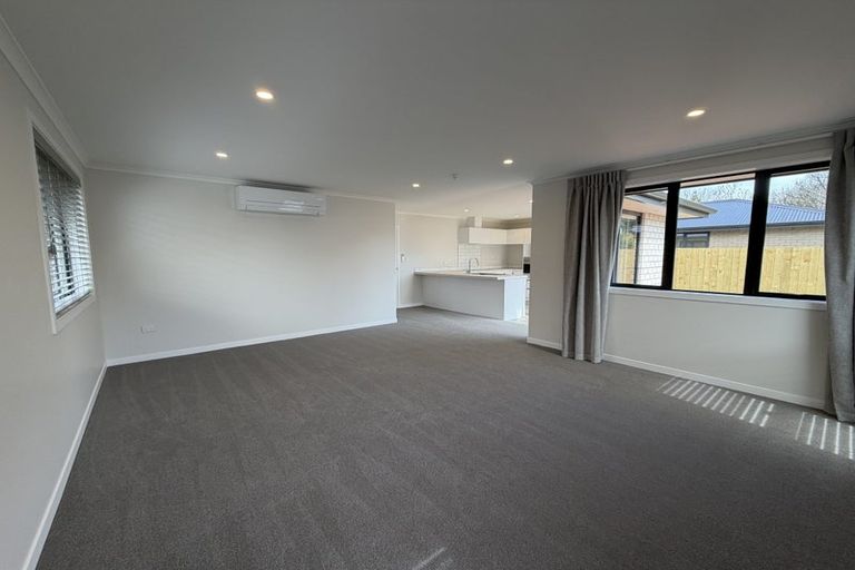 Photo of property in 143 Otuwairoa Esplanade, Opaheke, 2113