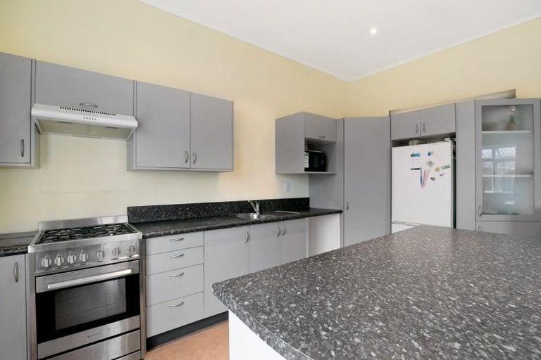 Photo of property in 71 Kauri Street, Miramar, Wellington, 6022