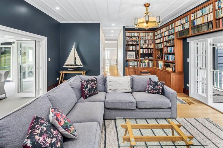Photo of property in 18 Woodlanding Road, Whitford, 2571