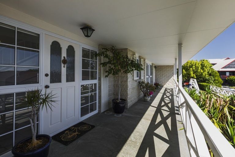 Photo of property in 81 Churchill Drive, Taradale, Napier, 4112