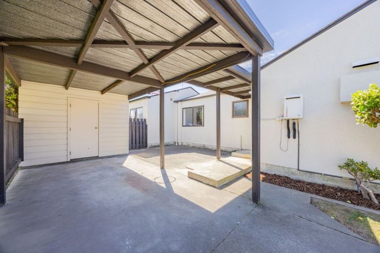 Photo of property in 1 Tait Drive, Pirimai, Napier, 4112