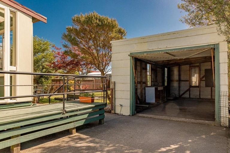 Photo of property in 78 Derby Street, Westport, 7825