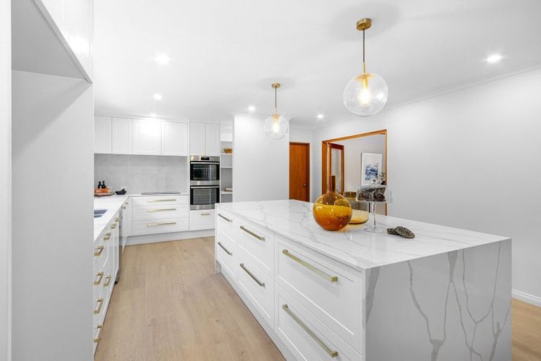 Photo of property in 323a Withells Road, Avonhead, Christchurch, 8042