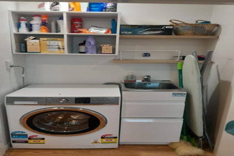 Photo of property in 18 Appleton Place, Karori, Wellington, 6012