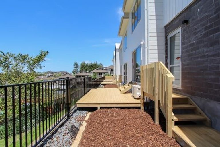 Photo of property in 13/19u Ruakiwi Road, Hamilton Lake, Hamilton, 3204