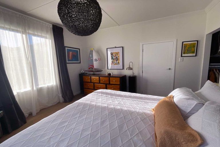 Photo of property in 101 Seaward Road, Edendale, 9825