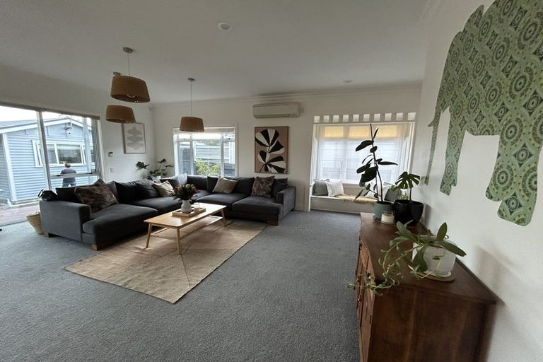 Photo of property in 12 Mcdonald Street, Napier South, Napier, 4110