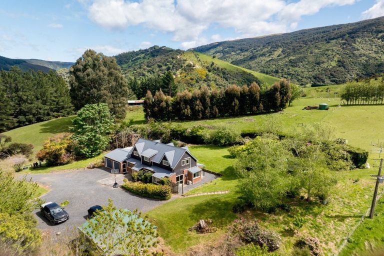 Photo of property in 292 Waipori Falls Road, Berwick, Outram, 9073