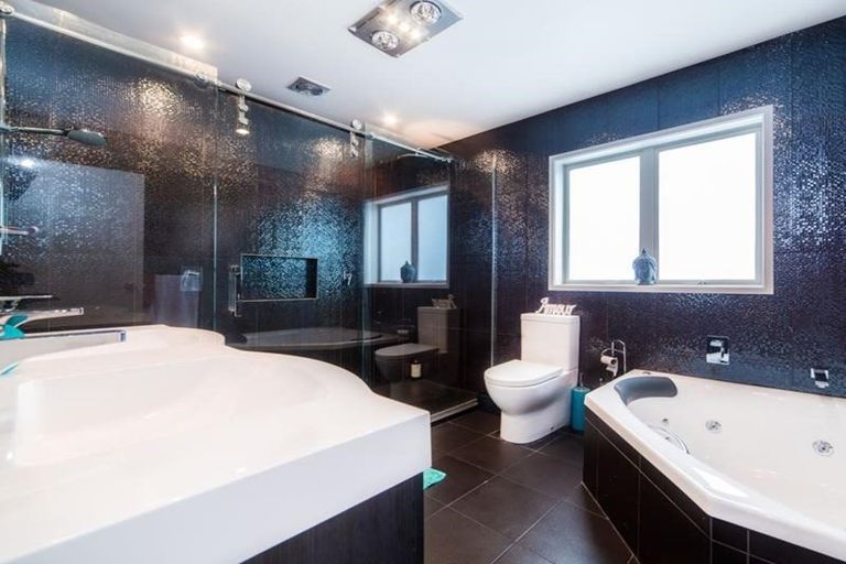 Photo of property in 56 Helvetia Drive, Browns Bay, Auckland, 0630