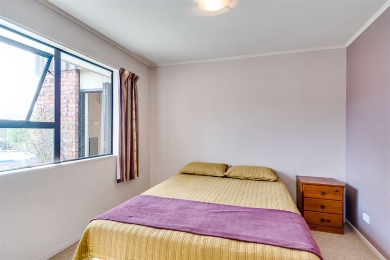 Photo of property in 6 Cooke Place, Taradale, Napier, 4112