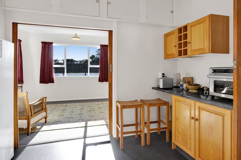 Photo of property in 62 Gisborne Terrace, Opunake, 4616