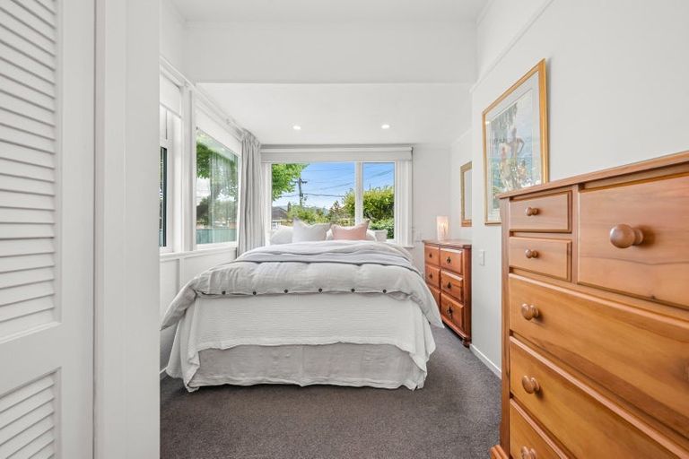 Photo of property in 78 Naenae Road, Naenae, Lower Hutt, 5011