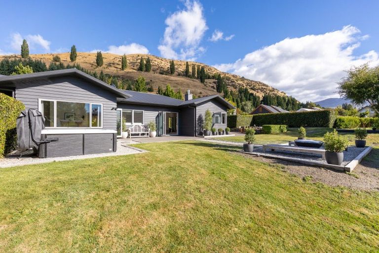 Photo of property in 45 Ferry Hill Drive, Lower Shotover, Queenstown, 9371