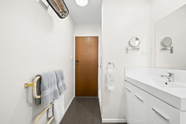 Photo of property in 1/177a Grimseys Road, Redwood, Christchurch, 8051
