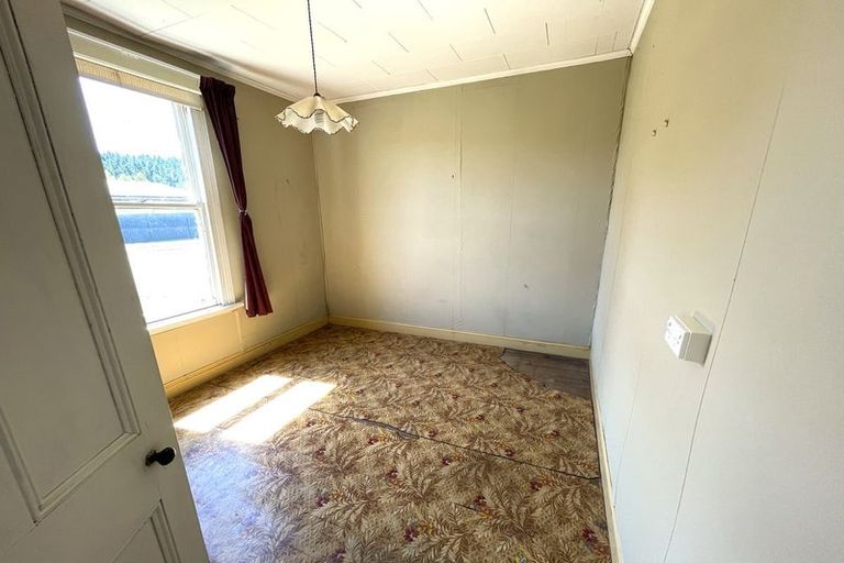 Photo of property in 11 Halsey Street, Clinton, 9534