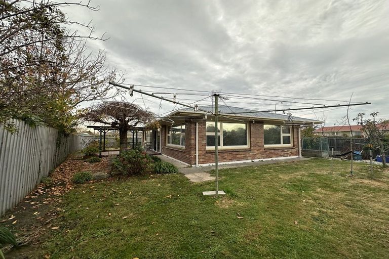 Photo of property in 19 Aileen Place, Upper Riccarton, Christchurch, 8041