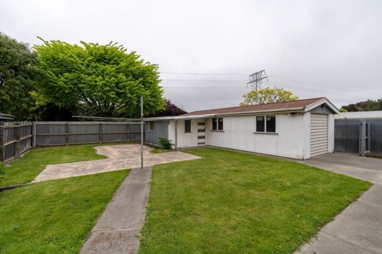 Photo of property in 17 Boston Avenue, Hornby, Christchurch, 8042