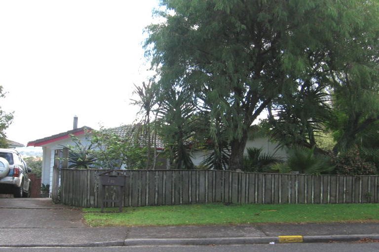 Photo of property in 22 Terra Nova Street, Glen Eden, Auckland, 0602
