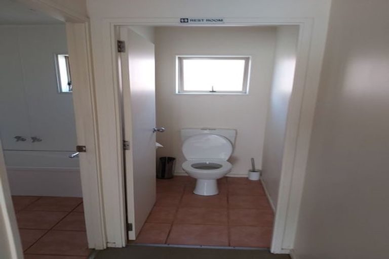 Photo of property in 28 Manston Road, Mangere, Auckland, 2022