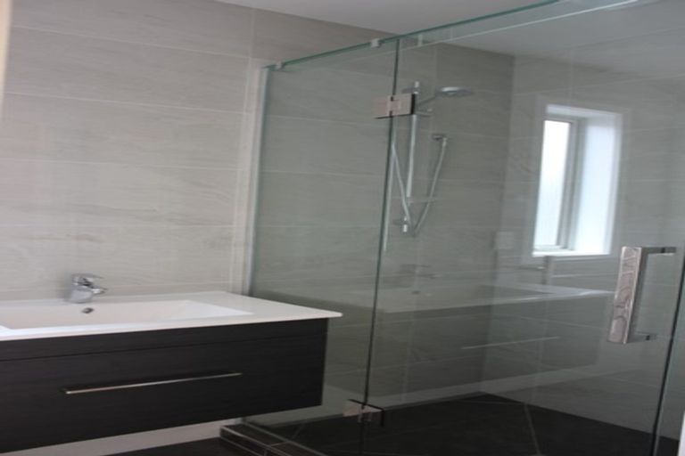 Photo of property in 16 Myland Drive, Hobsonville, Auckland, 0616