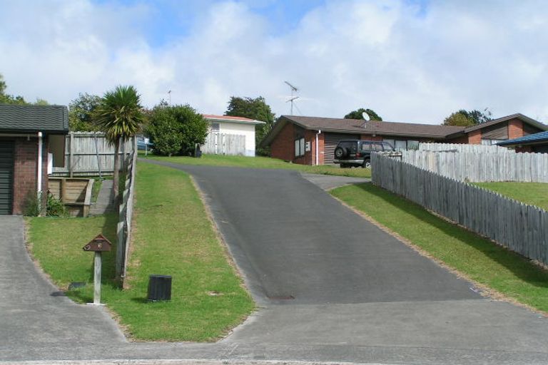 Photo of property in 10 Sherpa Place, Massey, Auckland, 0614